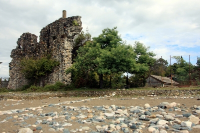 Великая абхазская стена